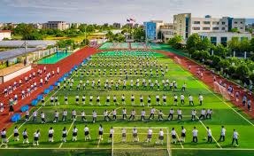 突发新闻：爱德华多·卡马文加预计将首发担任中场。